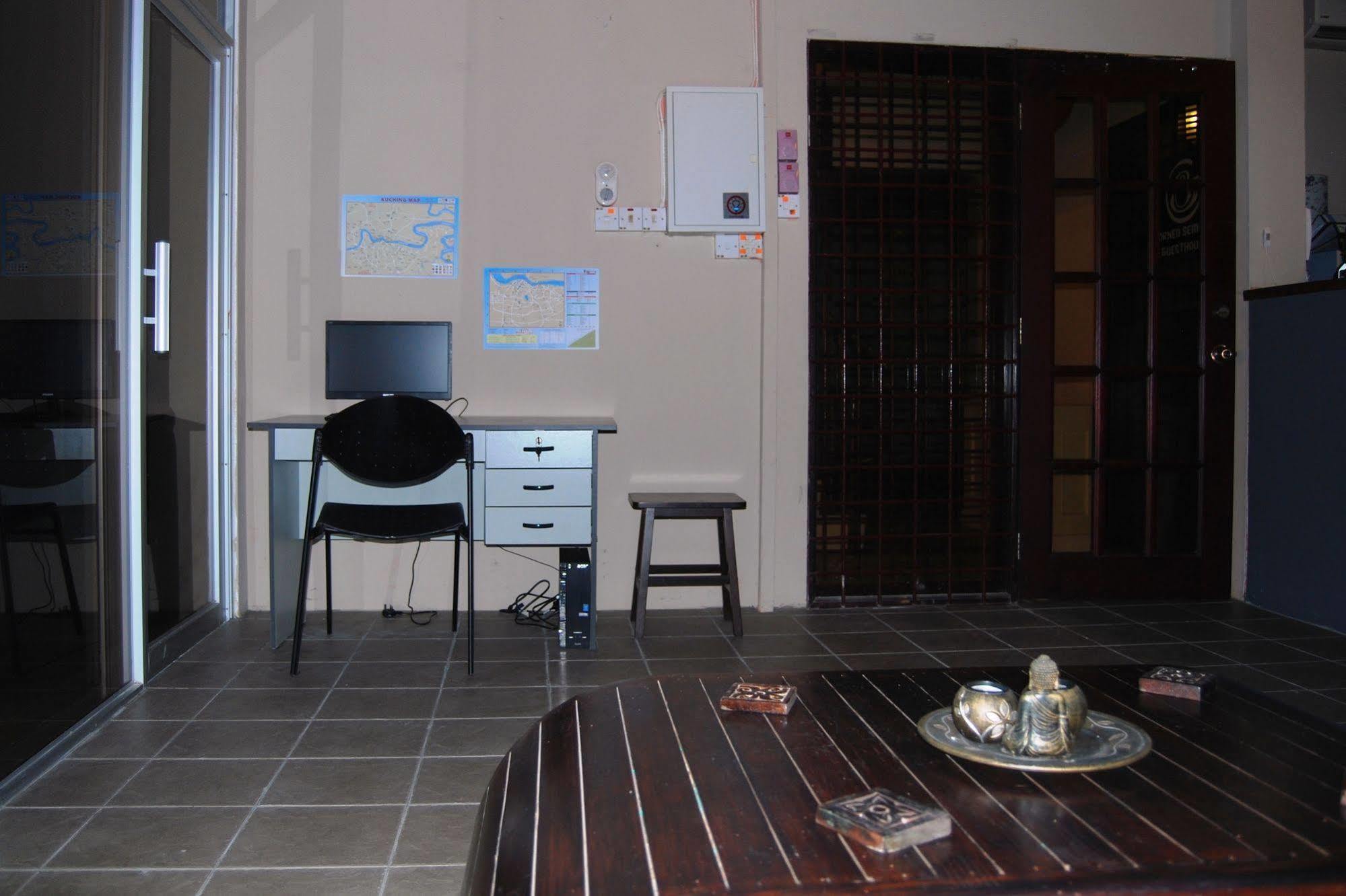 Borneo Sweet Guesthouse كوشنج المظهر الخارجي الصورة